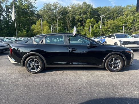 Used 2026 Kia K4 FWD image 4