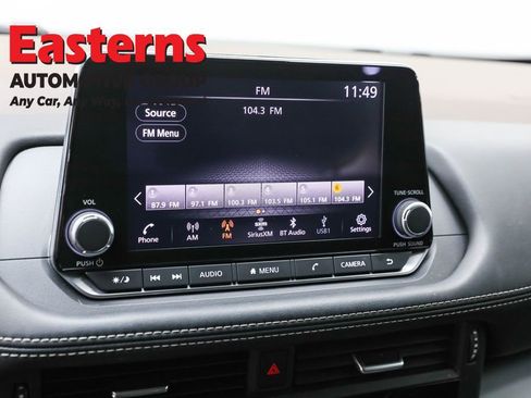 Used 2023 Nissan Rogue S image 19