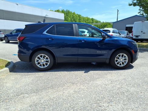 Used 2022 Chevrolet Equinox LT AWD/4WD image 5