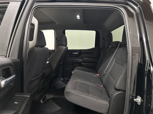 Used 2021 Chevrolet Silverado 1500 LT AWD/4WD image 50