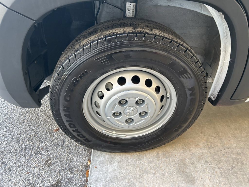Used 2024 RAM ProMaster 3500 w/ Delivery Van Package FWD image 14