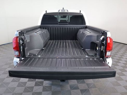 Used 2023 Toyota Tacoma 4x4 Double Cab image 29