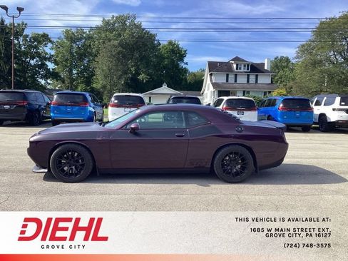 Used 2020 Dodge Challenger R/T Scat Pack w/ T/A Package RWD image 4