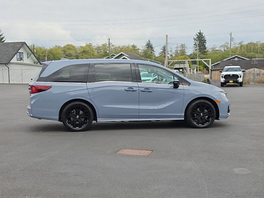 Used 2025 Honda Odyssey Sport-L image 7