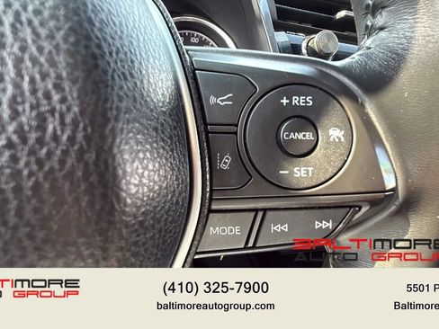 Used 2018 Toyota Camry SE FWD image 29