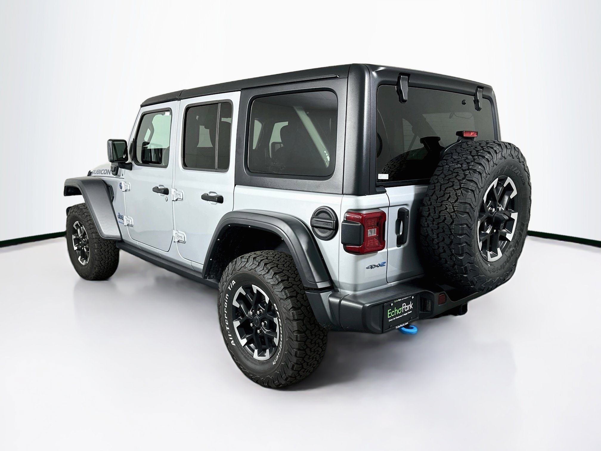 Used 2024 Jeep Wrangler Unlimited Rubicon 4xe AWD/4WD image 5