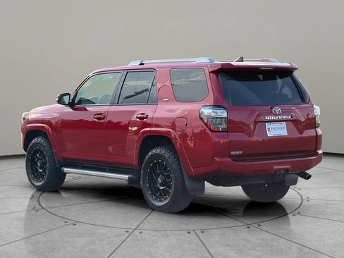 Certified 2017 Toyota 4Runner SR5 Premium AWD/4WD image 4