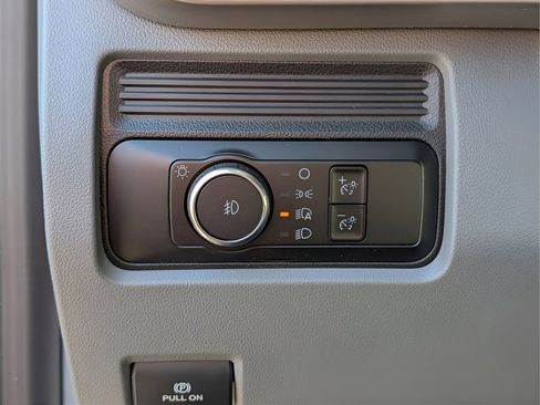 Used 2023 Ford F450 XL w/ Snow Plow Prep Package image 16