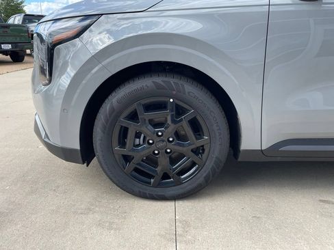 New 2026 Kia Carnival SX Prestige FWD image 17