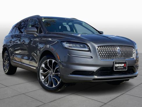 Used 2022 Lincoln Nautilus Reserve image 2