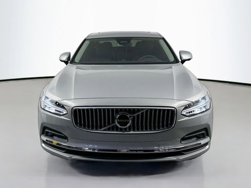 New 2025 Volvo S90 B6 Ultra w/ Lounge Package image 2