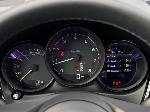 New 2026 Porsche Macan image 21