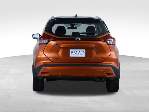 Used 2021 Nissan Kicks SV image 11