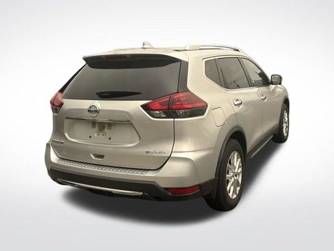 Used 2018 Nissan Rogue SV w/ Sun & Sound Touring Package AWD/4WD image 8