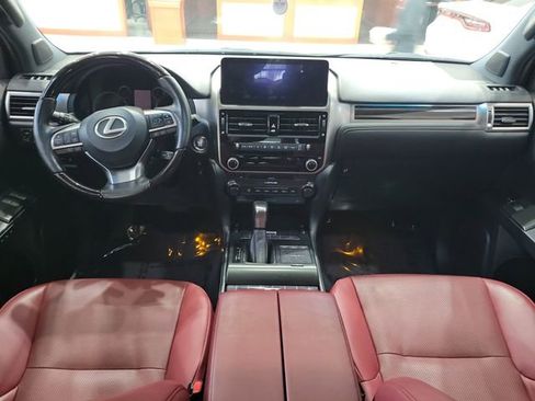 Used 2023 Lexus GX 460 Premium w/ Accessory Package image 6