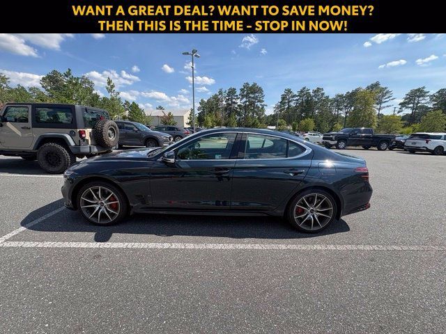 Used 2025 Genesis G70 2.5T AWD/4WD image 1