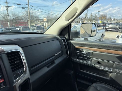 Used 2017 RAM 2500 Laramie image 24
