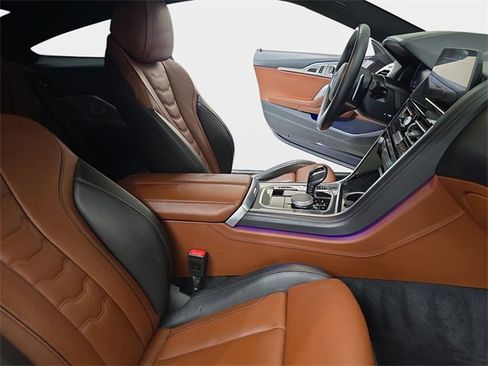 Used 2022 BMW M850i xDrive M850i xDrive image 11