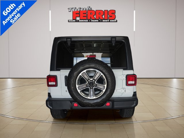 Used 2019 Jeep Wrangler Unlimited Sahara AWD/4WD image 4