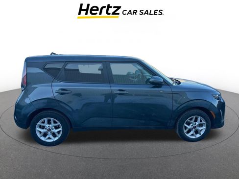 Used 2025 Kia Soul LX w/ LX Technology Package image 5