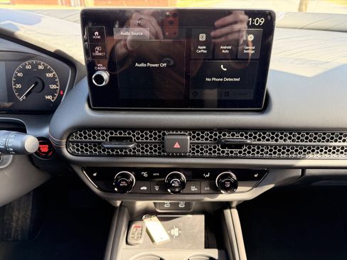 Certified 2026 Honda HR-V Sport image 18