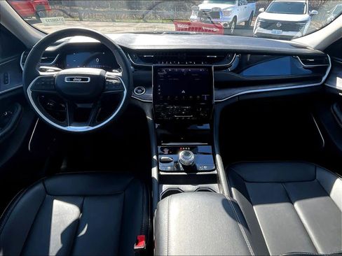 Used 2024 Jeep Grand Cherokee Limited 4xe image 21