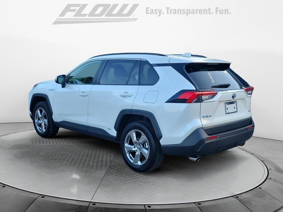 Used 2021 Toyota RAV4 XLE Premium AWD/4WD image 6
