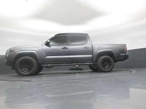 Used 2018 Toyota Tacoma SR w/ SR Convenience Package RWD image 42