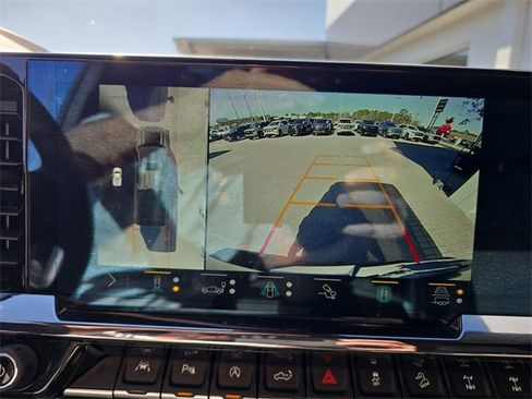 Certified 2023 Chevrolet Silverado 1500 ZR2 w/ Technology Package image 21