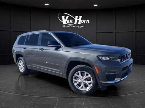 Used 2022 Jeep Grand Cherokee L Limited AWD/4WD image 2
