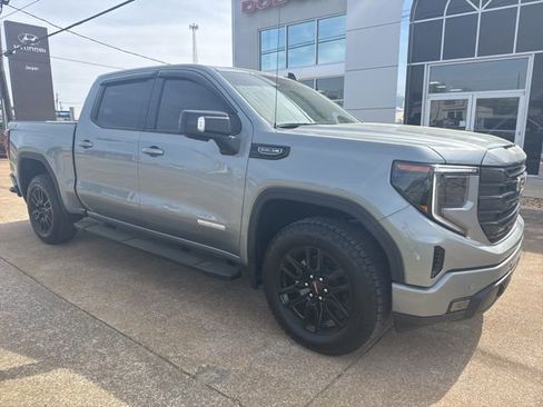 Used 2026 GMC Sierra 1500 Elevation w/ Elevation Premium Package AWD/4WD image 2