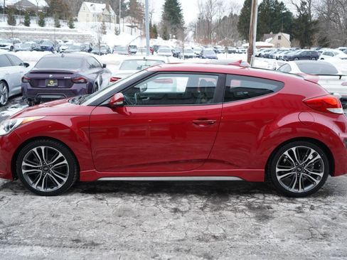 Used 2016 Hyundai Veloster Turbo image 11