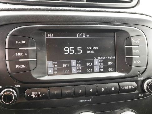 Used 2017 Kia Soul image 20