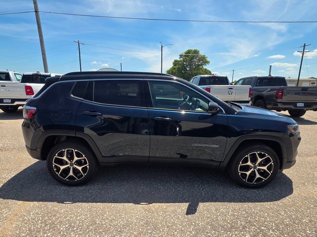 New 2026 Jeep Compass Limited AWD/4WD image 9