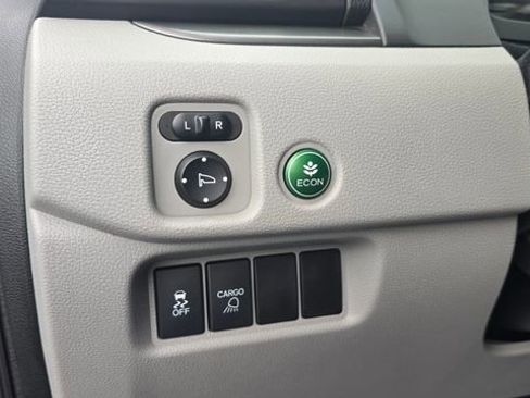 Used 2017 Honda Ridgeline RTL image 18