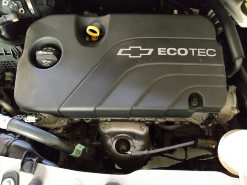 Used 2020 Chevrolet Spark LT image 30