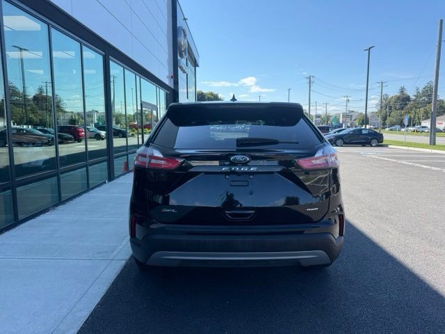 Used 2024 Ford Edge SEL AWD/4WD image 3
