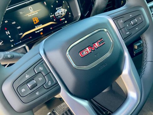 New 2026 GMC Sierra 1500 Elevation image 41