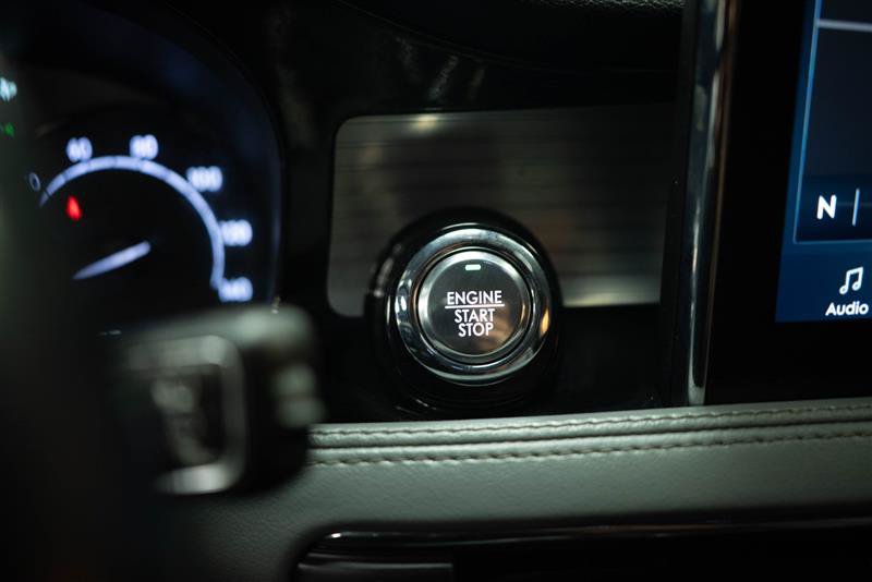Used 2022 Lincoln Corsair FWD w/ Premium Package image 24