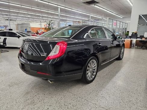 Used 2014 Lincoln MKS AWD w/ Equipment Group 101A image 4
