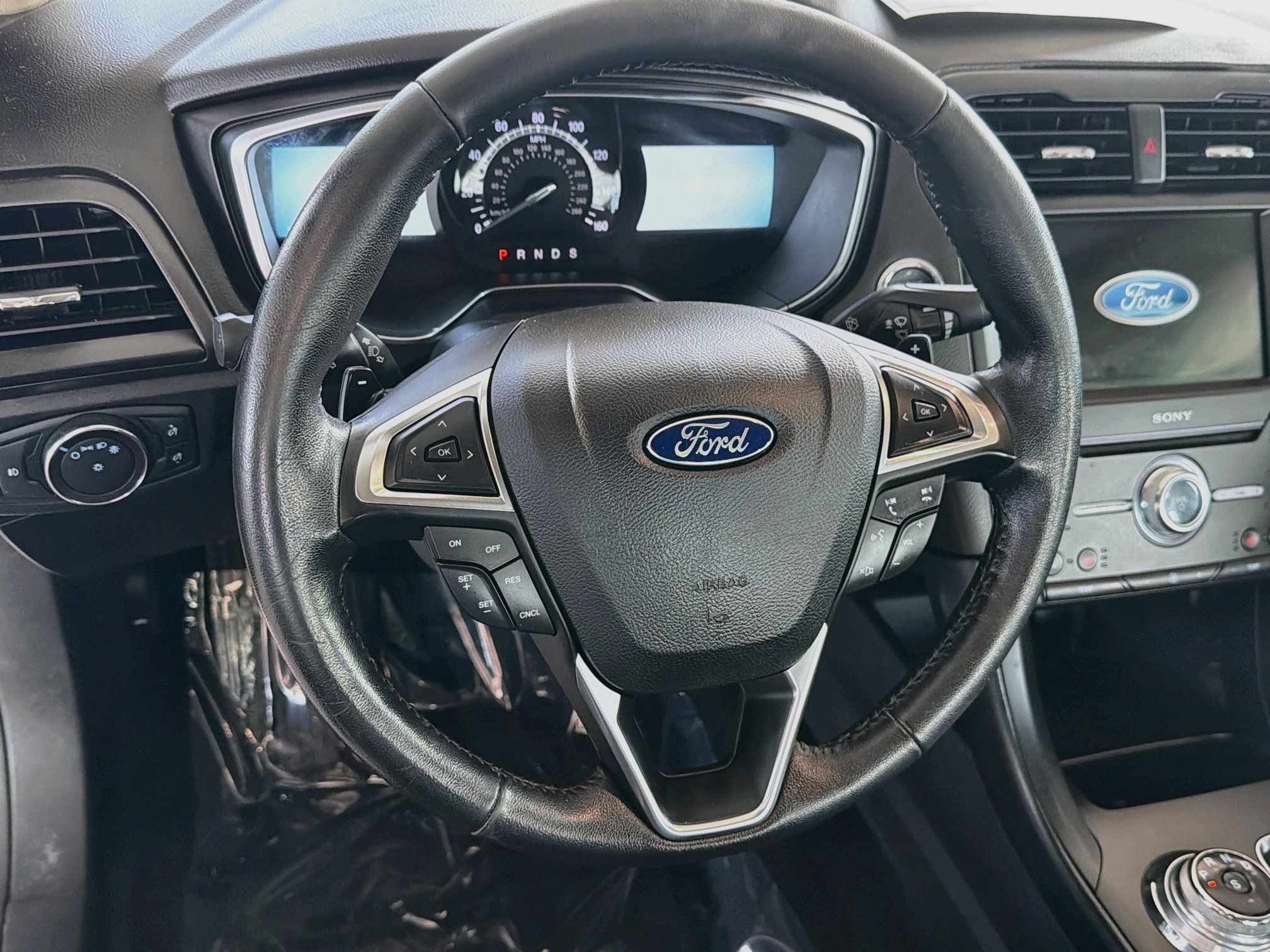 Used 2017 Ford Fusion Titanium AWD/4WD image 17