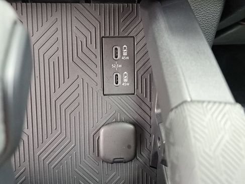 Certified 2025 Toyota Tacoma TRD Off-Road image 24