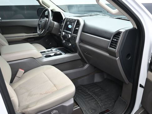 Used 2021 Ford Expedition XLT RWD image 11