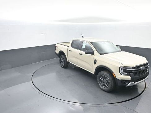 New 2025 Ford Ranger XLT w/ FX4 Off-Road Package image 21