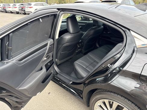 Used 2022 Lexus ES 350 Ultra Luxury w/ Accessory Package 2 image 12