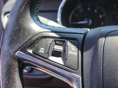 Used 2020 Buick Encore Preferred FWD image 28