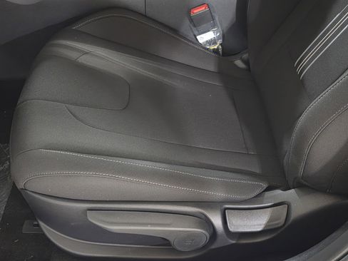 New 2026 Hyundai Elantra Sport image 23