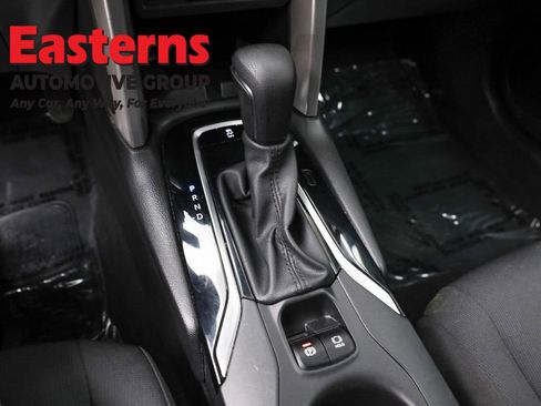 Used 2024 Toyota Corolla Cross LE image 13