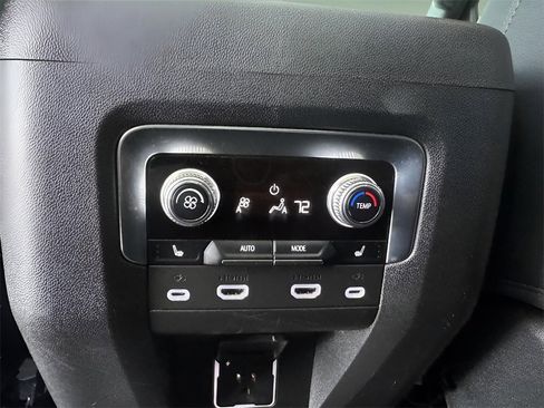 Used 2022 GMC Yukon AT4 w/ AT4 Premium Package image 24