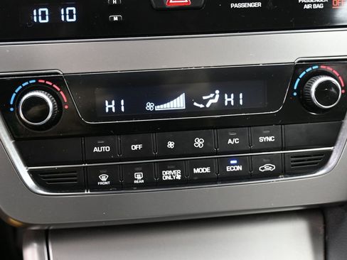 Used 2016 Hyundai Sonata SE image 26